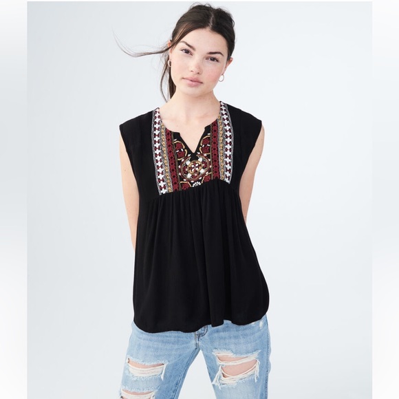 Aeropostale Tops - Aéropostale sleeveless blouse